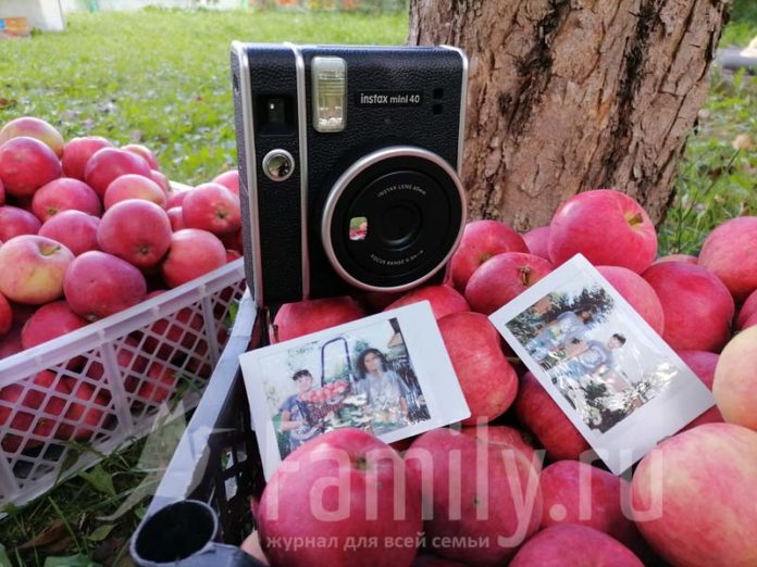 Снимки на Instaxmini 40 Fujifilm