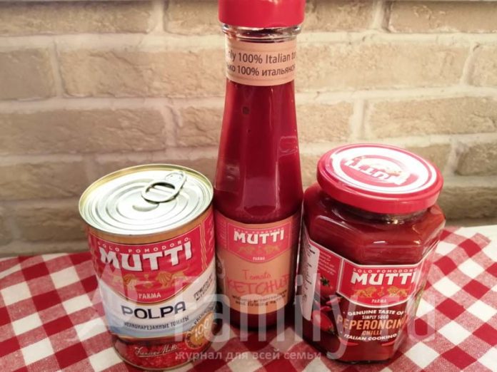 Помидоры и кетчуп Mutti