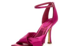 Весна-красна с Guess Босоножки Guess весна лето 2023