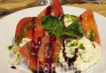 Идеальное гастрономическое сочетание: сыр и вино Салат Капрезе