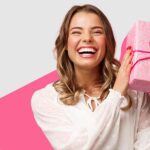 Московская Неделя Красоты — 2023 Девушка с подарком