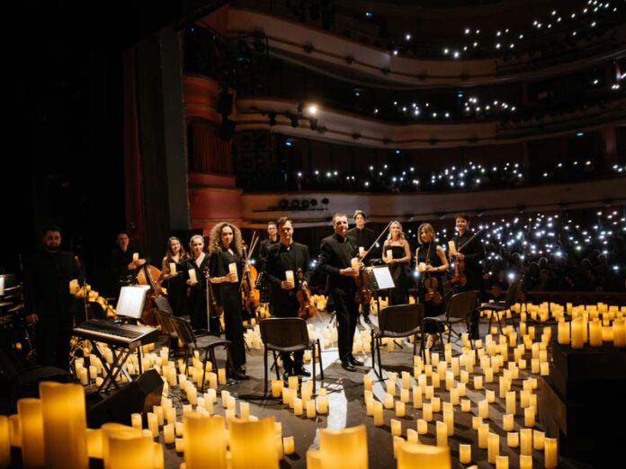 Музыканты Dream Orchestra и 1000 свечей