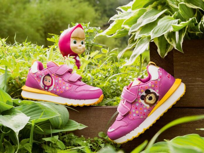 Детская обувь Geox. Сникерсы для девочки лето 2024
