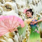 Фестиваль Лунного пряника («Праздник середины осени») Китаянки танцуют