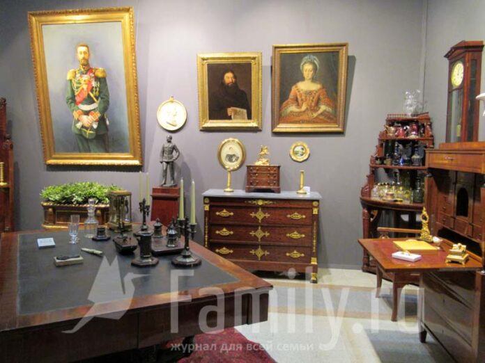 Antique-salon-nov-25-poster Российский Антикварный Салон 2025