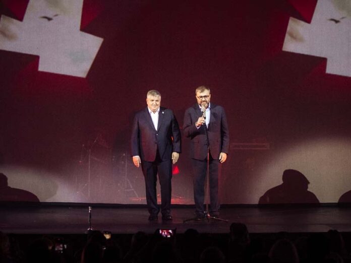 Александр Дронов и Михаил Пореченков