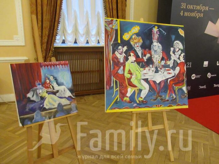 Тени на заднем плане выставка