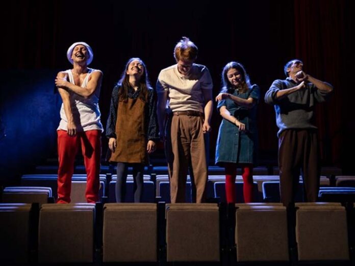 Общага на Крови