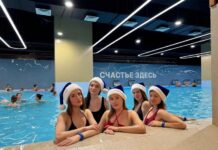 Termoland: Новогодний Зож Девушки в бассейне Termolend