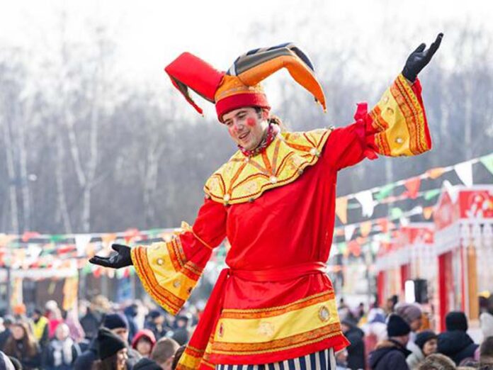 Скоморох на ходулях