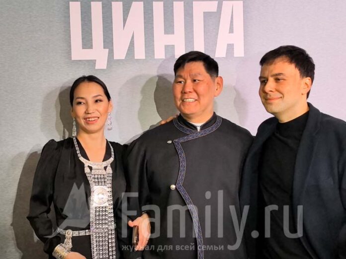 Владимир Головнев и актеры фильма Цинга