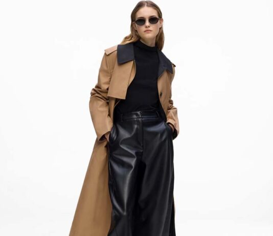 Karl Lagerfeld: ждем осень Девушка в одежде Karl Lagerfeld Pre Fall